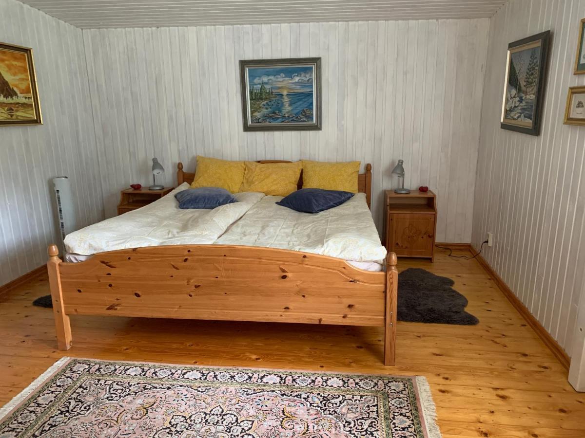 Almagarden Lantlig Miljoe Svängsta Exterior foto