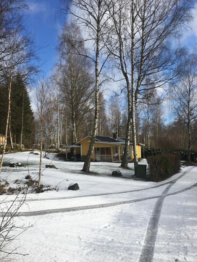 Almagarden Lantlig Miljoe Svängsta Exterior foto